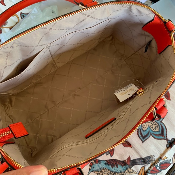 Beautiful large Ciara satchel 😍 - Picture 3 of 9